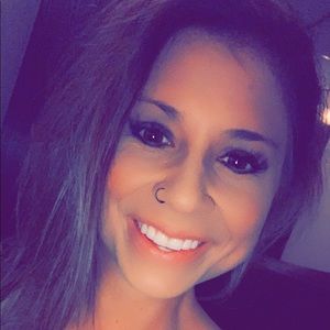 Meet your Posher, Jaynee